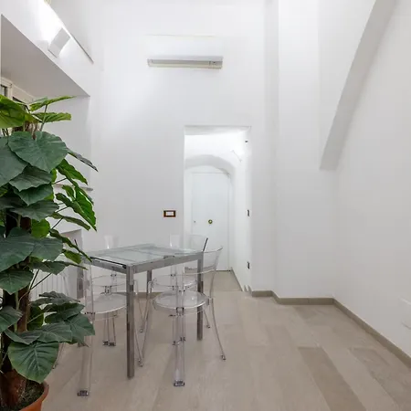 Lovely Studio Apartment - Capocci Rome Exterior photo