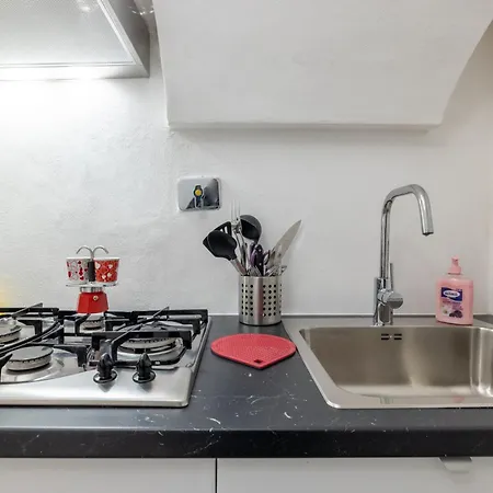 Lovely Studio Apartment - Capocci Rome Exterior photo